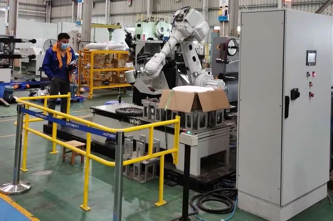 江蘇精湛基業(yè)機(jī)車部件汽車零部件生產(chǎn)項目進(jìn)展